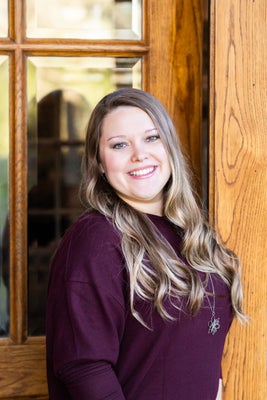 Portrait of Brianna Hoefer, REALTOR®