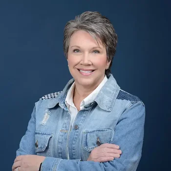 Portrait of Kathy Scott, REALTOR®, Broker